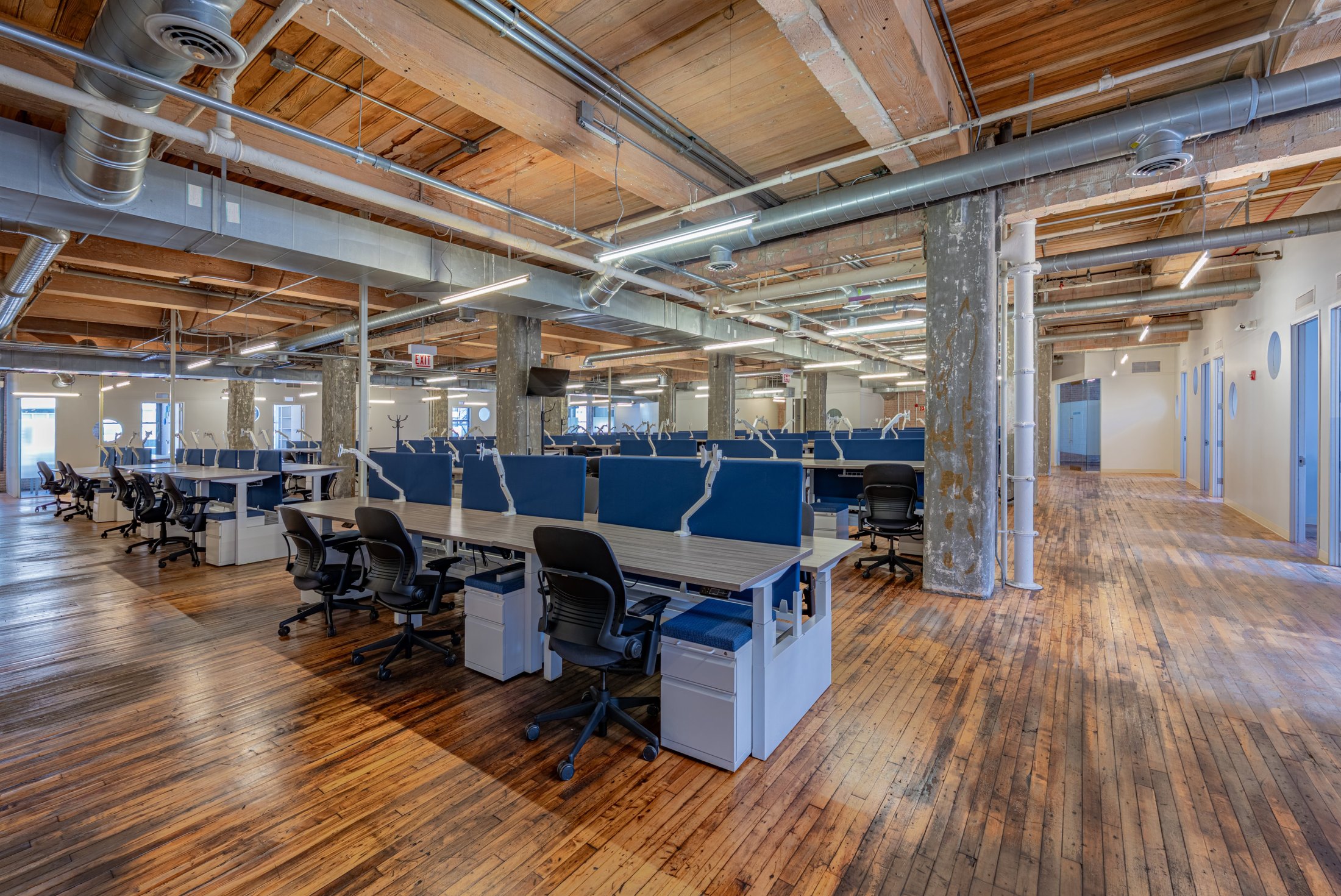 Workstation floor
